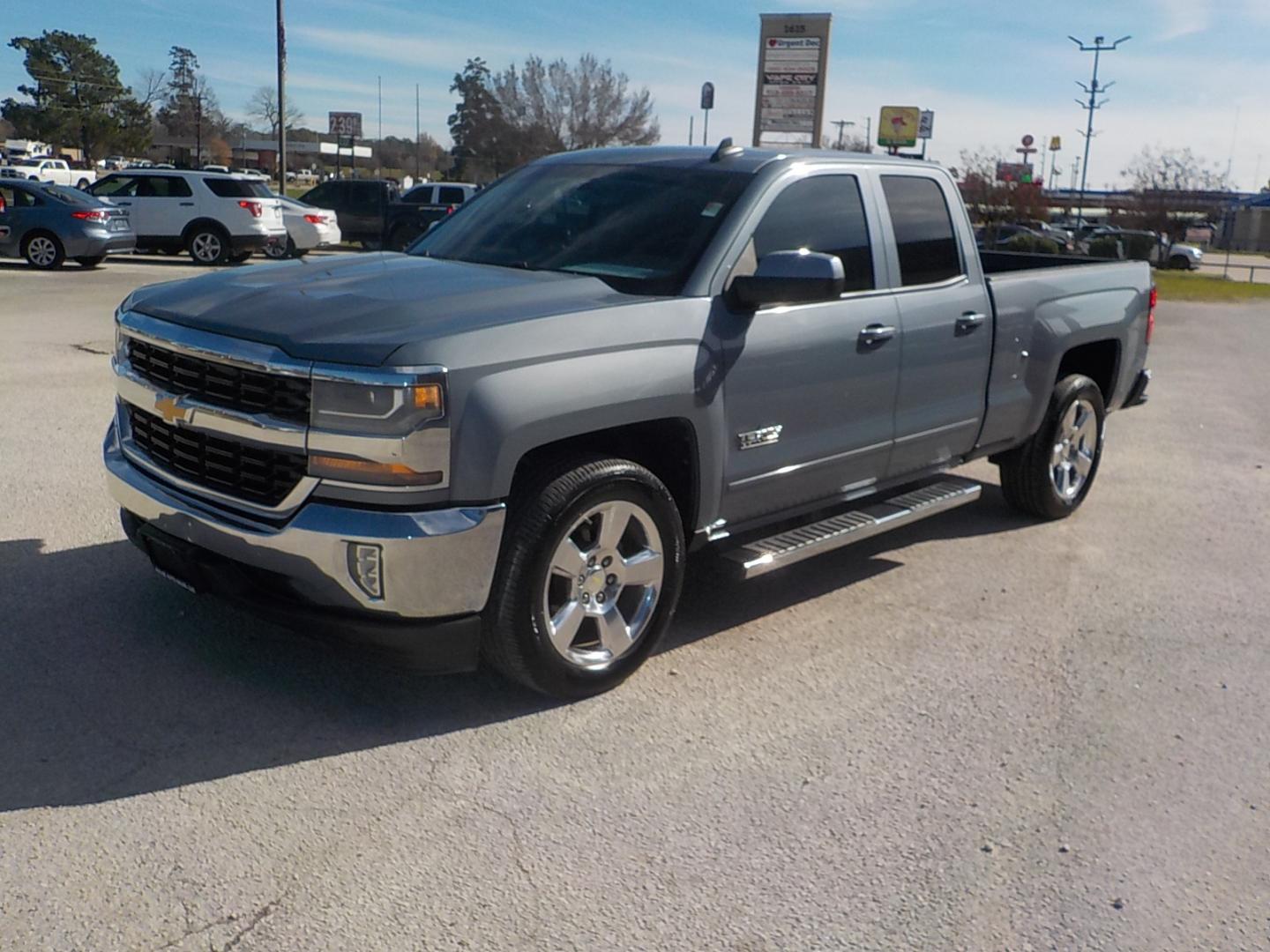 2016 Blue Chevrolet Silverado 1500 LT Double Cab 2WD (1GCRCREC7GZ) with an 5.3L V8 OHV 16V engine, 6A transmission, located at 1617 W Church Street, Livingston, TX, 77351, (936) 327-3600, 30.710995, -94.951157 - Beautiful truck! 5.3L V-8. Come check it out!! - Photo#3